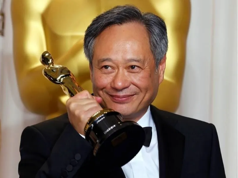 Với tài năng của mình, Ang Lee đã đem đến một góc nhìn nghệ thuật sâu sắc cho Brokeback Mountain, đậm chất nhân văn