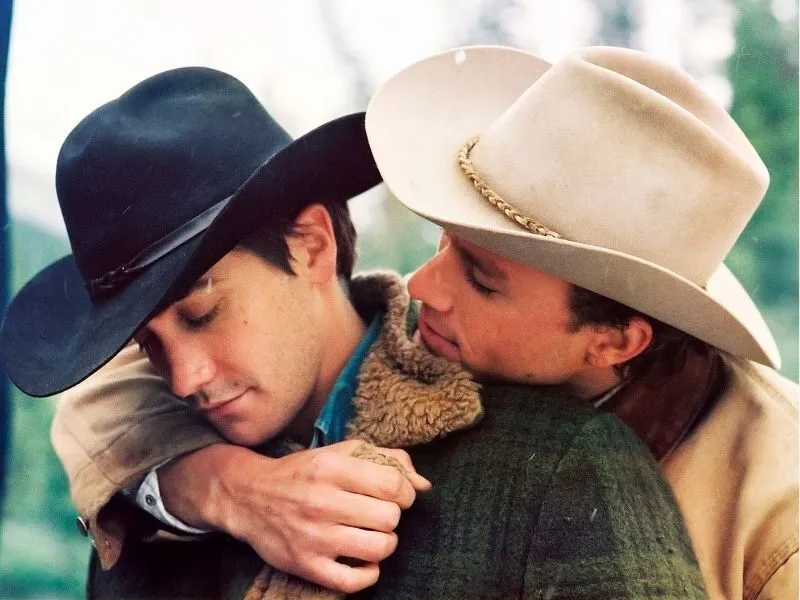 Brokeback Mountain kể câu chuyện tình yêu đồng tính nam trong bối cảnh nước Mỹ những năm 1960-1980