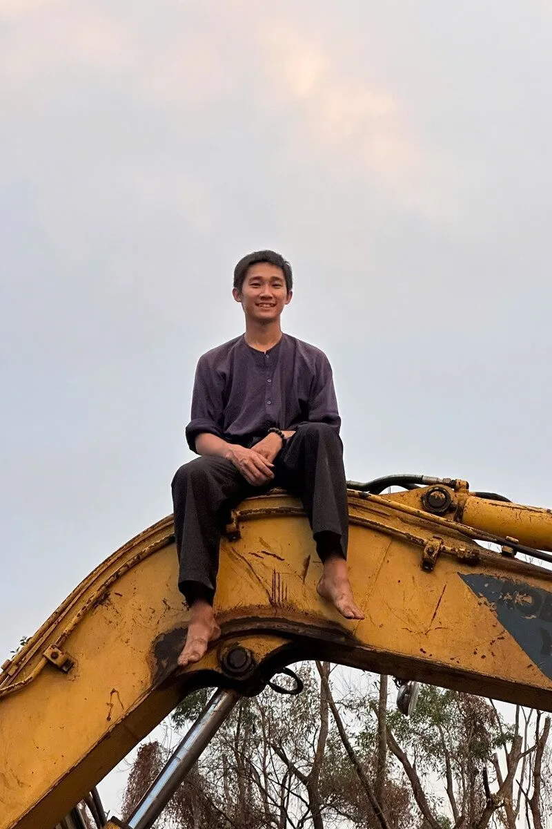 Nam diễn viên trẻ lộ diện với vẻ ngoài hiền lành